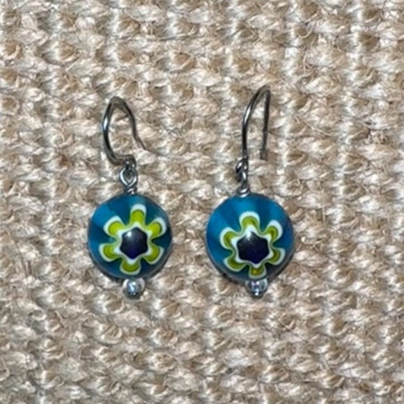 Floral Teal & Green Handblown Glass Earrings🌸 - Picture 4 of 4